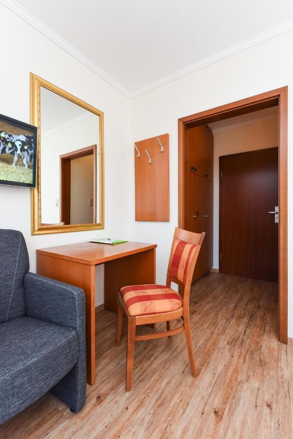 Hotel Garni Benser Watt เบนซาซิเออ ภายนอก รูปภาพ
